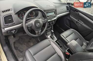 Минивэн Volkswagen Sharan 2013 в Ровно