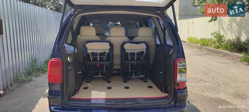 Мінівен Volkswagen Sharan 2000 в Києві