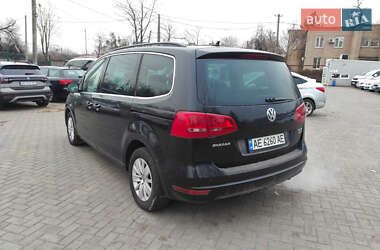 Минивэн Volkswagen Sharan 2015 в Кривом Роге