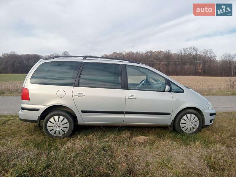 Минивэн Volkswagen Sharan 2002 в Виннице