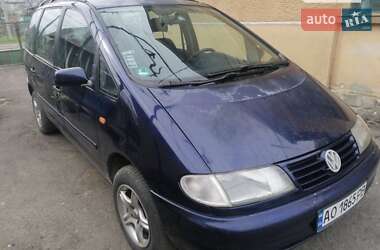 Мінівен Volkswagen Sharan 1998 в Мукачевому