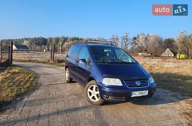 Минивэн Volkswagen Sharan 2008 в Камне-Каширском