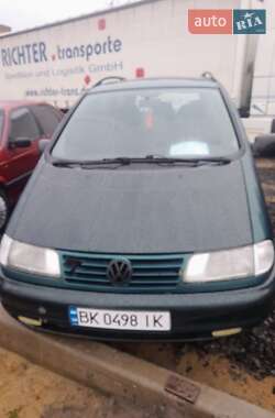 Мінівен Volkswagen Sharan 1998 в Ратному