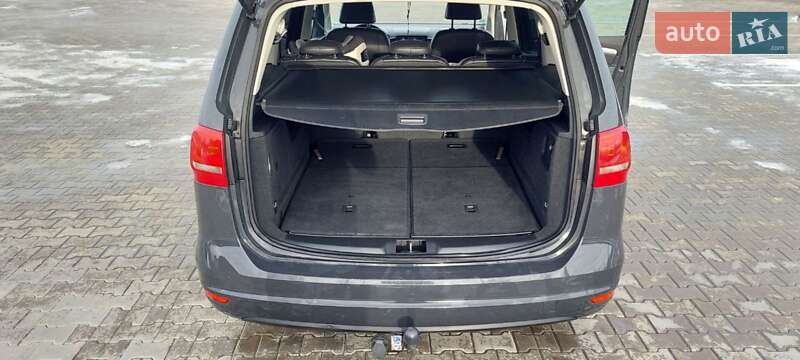 Минивэн Volkswagen Sharan 2012 в Стрые