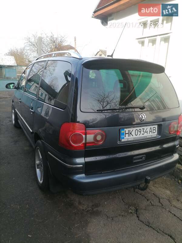 Мінівен Volkswagen Sharan 2004 в Дубні