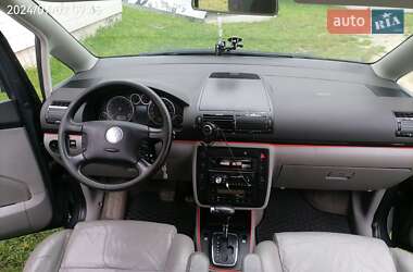 Минивэн Volkswagen Sharan 2004 в 