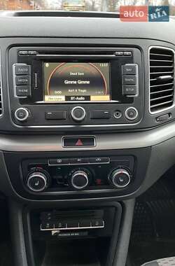 Минивэн Volkswagen Sharan 2011 в 