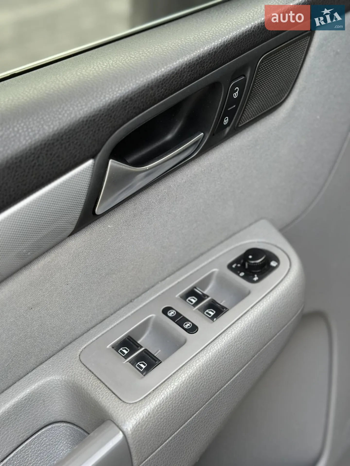 2011 Volkswagen Sharan - мініатюра 19