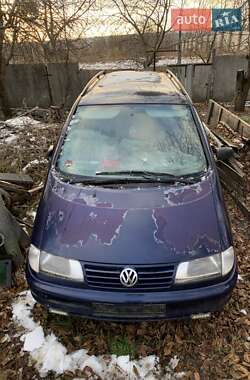 Мінівен Volkswagen Sharan 1999 в Обухові