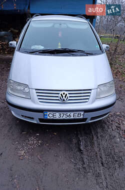 Мінівен Volkswagen Sharan 2001 в Чернівцях