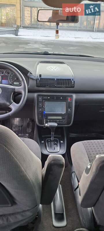 Минивэн Volkswagen Sharan 2003 в Запорожье