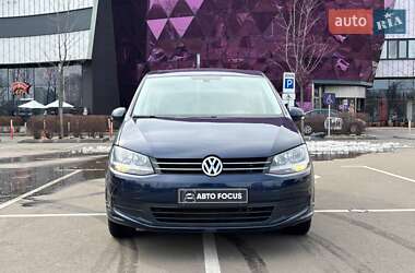 Минивэн Volkswagen Sharan 2015 в Киеве