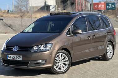 Минивэн Volkswagen Sharan 2011 в Хмельницком