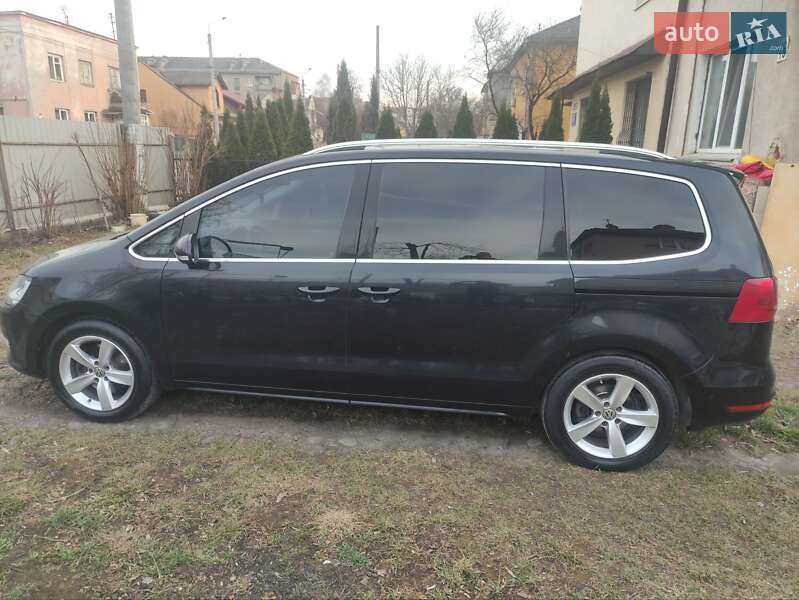 Мінівен Volkswagen Sharan 2011 в Івано-Франківську