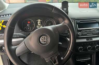 Мінівен Volkswagen Sharan 2014 в 