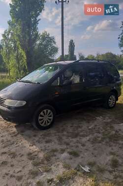 Минивэн Volkswagen Sharan 1996 в 