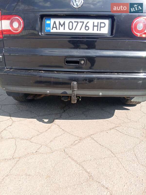 Минивэн Volkswagen Sharan 2005 в Житомире