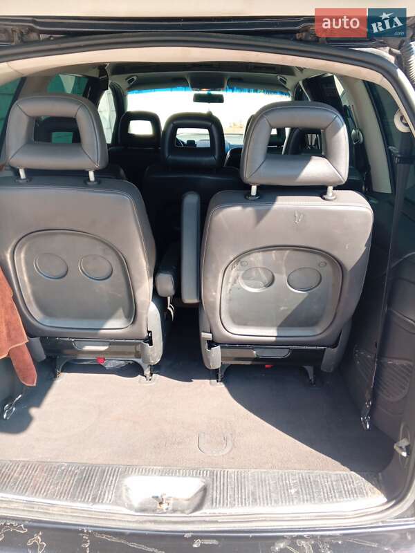 Минивэн Volkswagen Sharan 2005 в Житомире