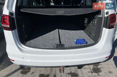 Минивэн Volkswagen Sharan 2018 в 