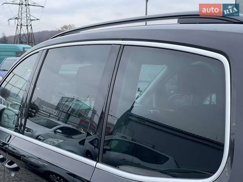 Минивэн Volkswagen Sharan 2013 в Мукачево