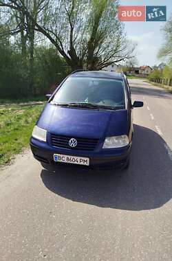 Минивэн Volkswagen Sharan 2000 в 