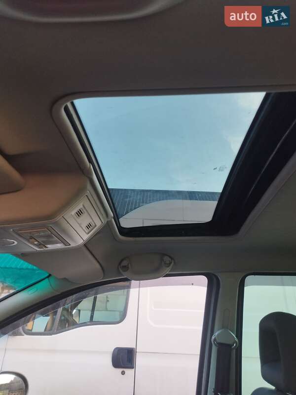 Минивэн Volkswagen Sharan 2008 в Камне-Каширском