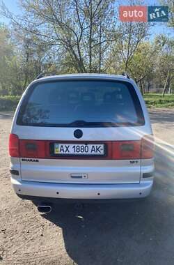 Минивэн Volkswagen Sharan 2003 в 