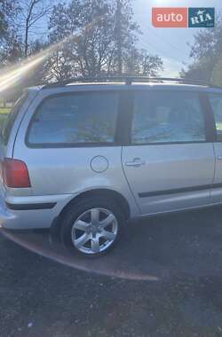 Минивэн Volkswagen Sharan 2003 в Чугуеве