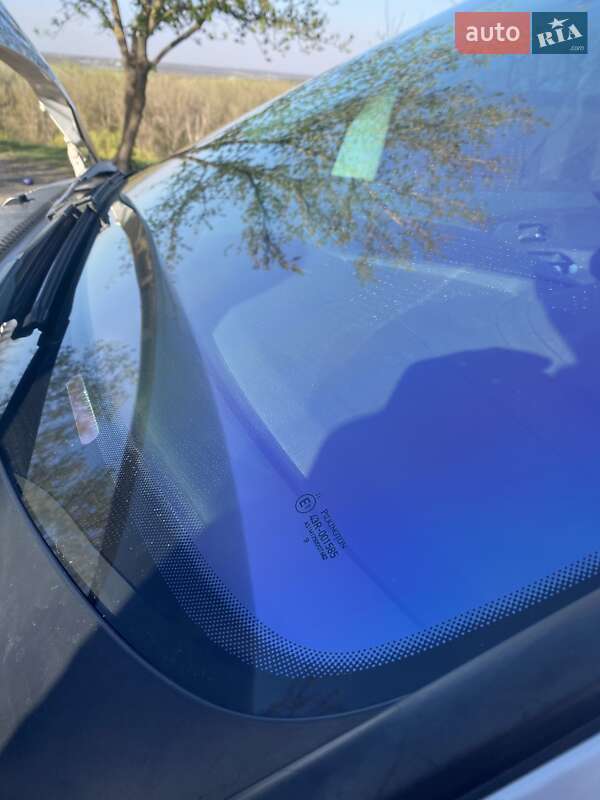 Минивэн Volkswagen Sharan 2003 в Чугуеве