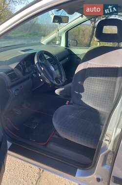 Минивэн Volkswagen Sharan 2003 в 