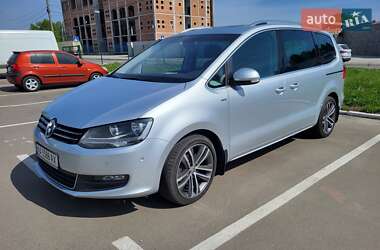 Минивэн Volkswagen Sharan 2013 в 