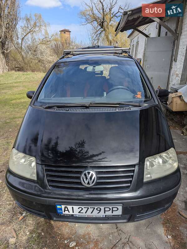 Минивэн Volkswagen Sharan 2002 в 