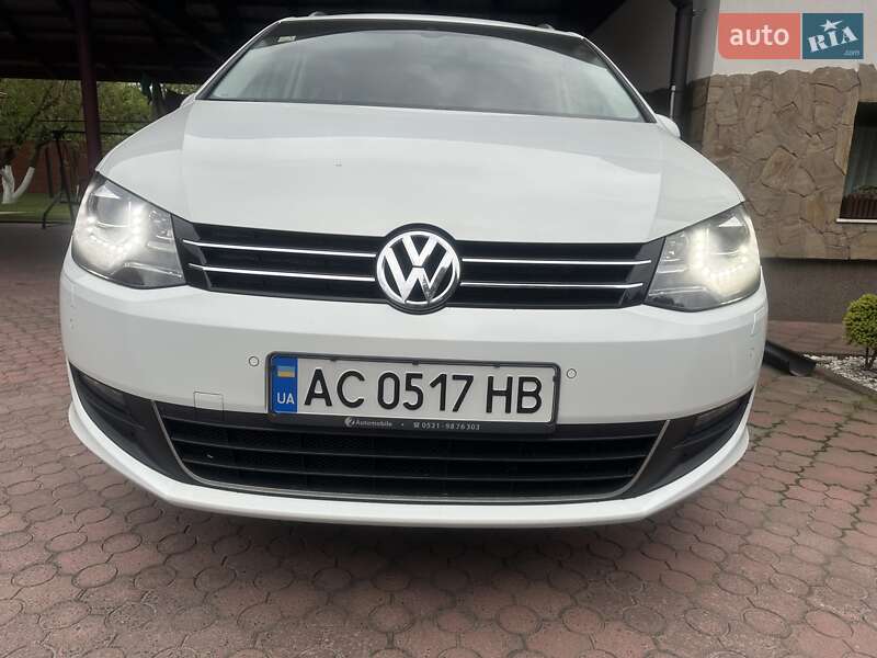 Мінівен Volkswagen Sharan 2015 в Ковелі