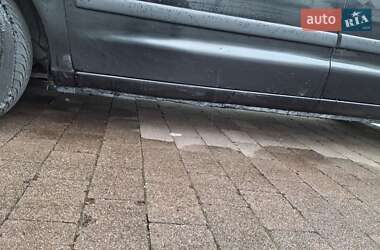 Минивэн Volkswagen Sharan 2002 в 