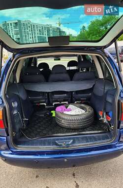 Мінівен Volkswagen Sharan 2000 в 