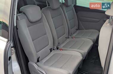 Минивэн Volkswagen Sharan 2011 в 