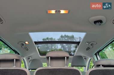 Минивэн Volkswagen Sharan 2011 в 