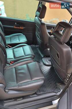 Минивэн Volkswagen Sharan 2006 в 