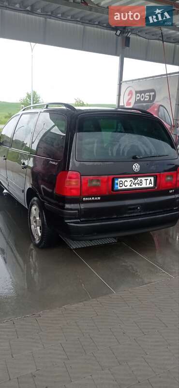 Мінівен Volkswagen Sharan 2001 в Мостиській