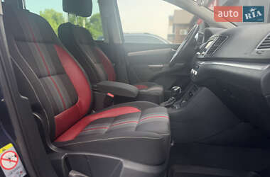 Минивэн Volkswagen Sharan 2012 в 