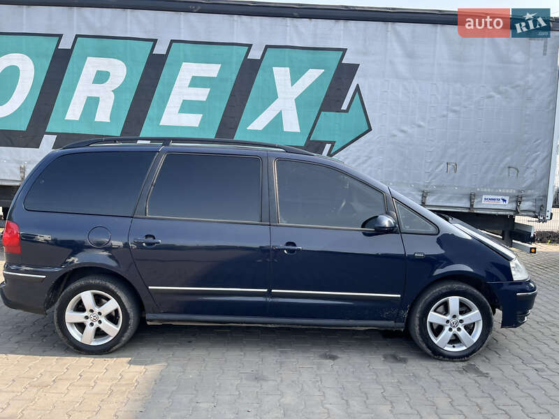 Мінівен Volkswagen Sharan 2005 в Луцьку