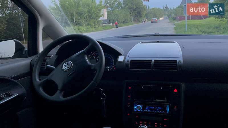 Мінівен Volkswagen Sharan 2005 в Луцьку