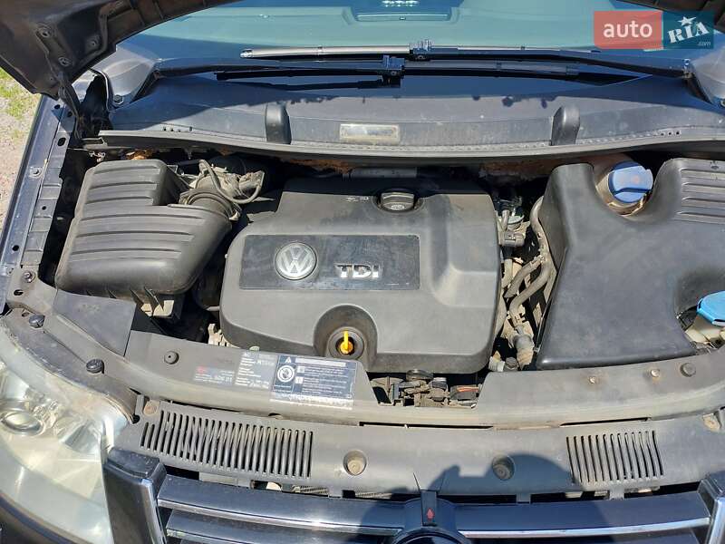 Минивэн Volkswagen Sharan 2006 в Харькове