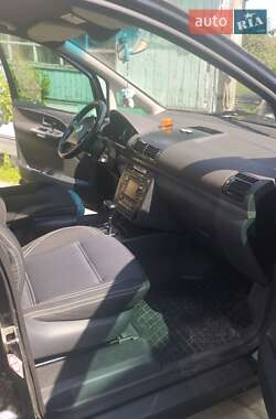 Минивэн Volkswagen Sharan 2001 в 