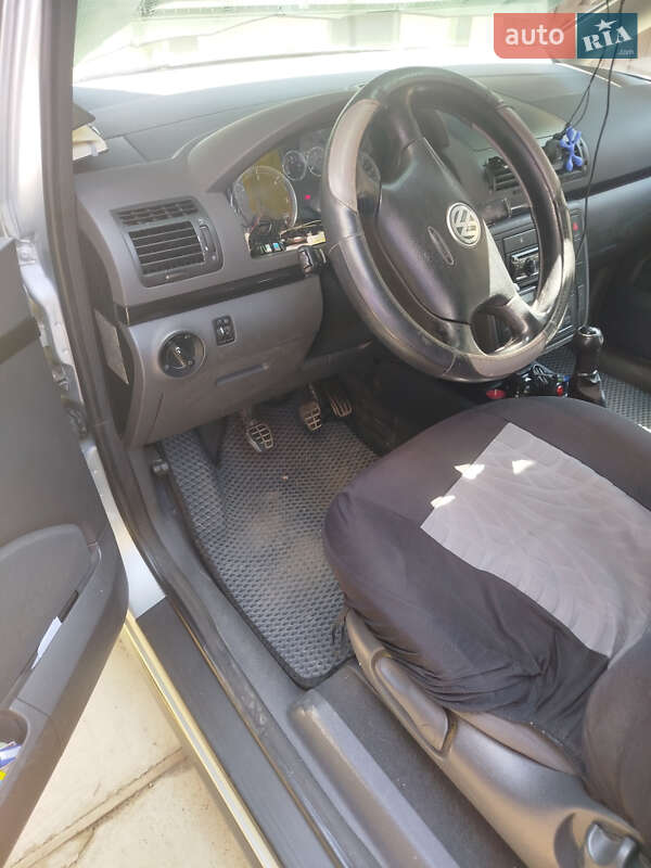 Минивэн Volkswagen Sharan 2007 в Иршаве