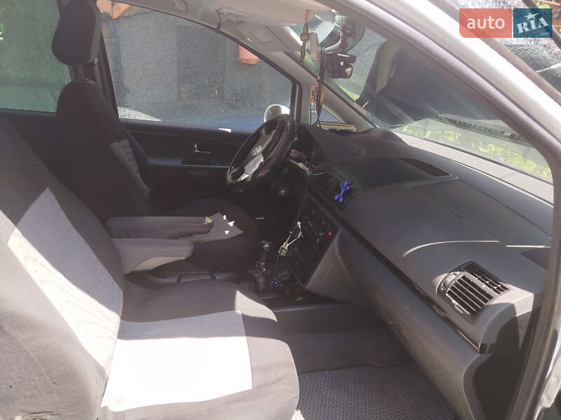 Минивэн Volkswagen Sharan 2007 в Иршаве