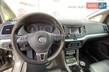 Минивэн Volkswagen Sharan 2012 в 