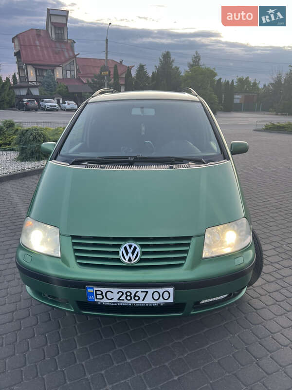 Минивэн Volkswagen Sharan 2003 в Хмельницком
