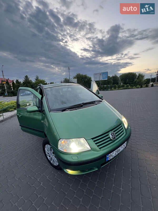 Минивэн Volkswagen Sharan 2003 в Хмельницком