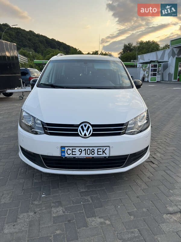 Минивэн Volkswagen Sharan 2012 в Черновцах